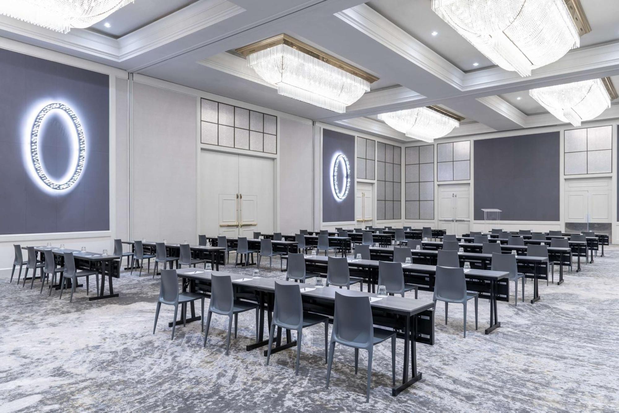 Hilton Alexandria Mark Center Екстериор снимка