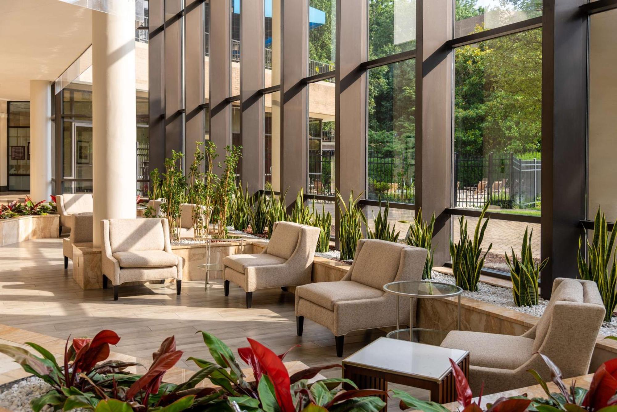 Hilton Alexandria Mark Center Екстериор снимка