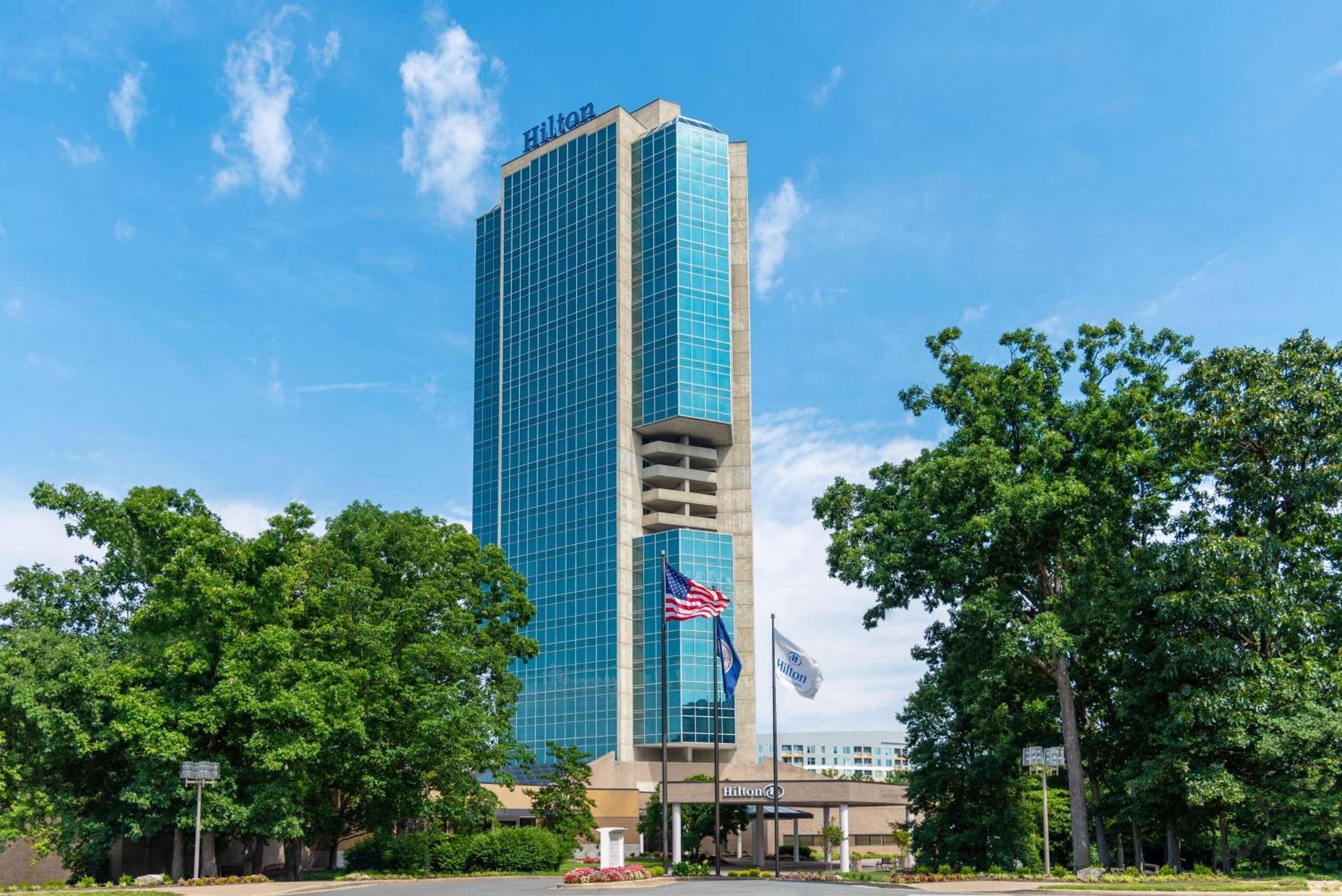Hilton Alexandria Mark Center Екстериор снимка